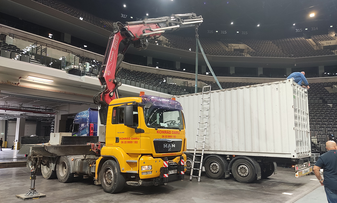 Daru bérlés konténer kirakodáshoz – Gyors és biztonságos daruzás
